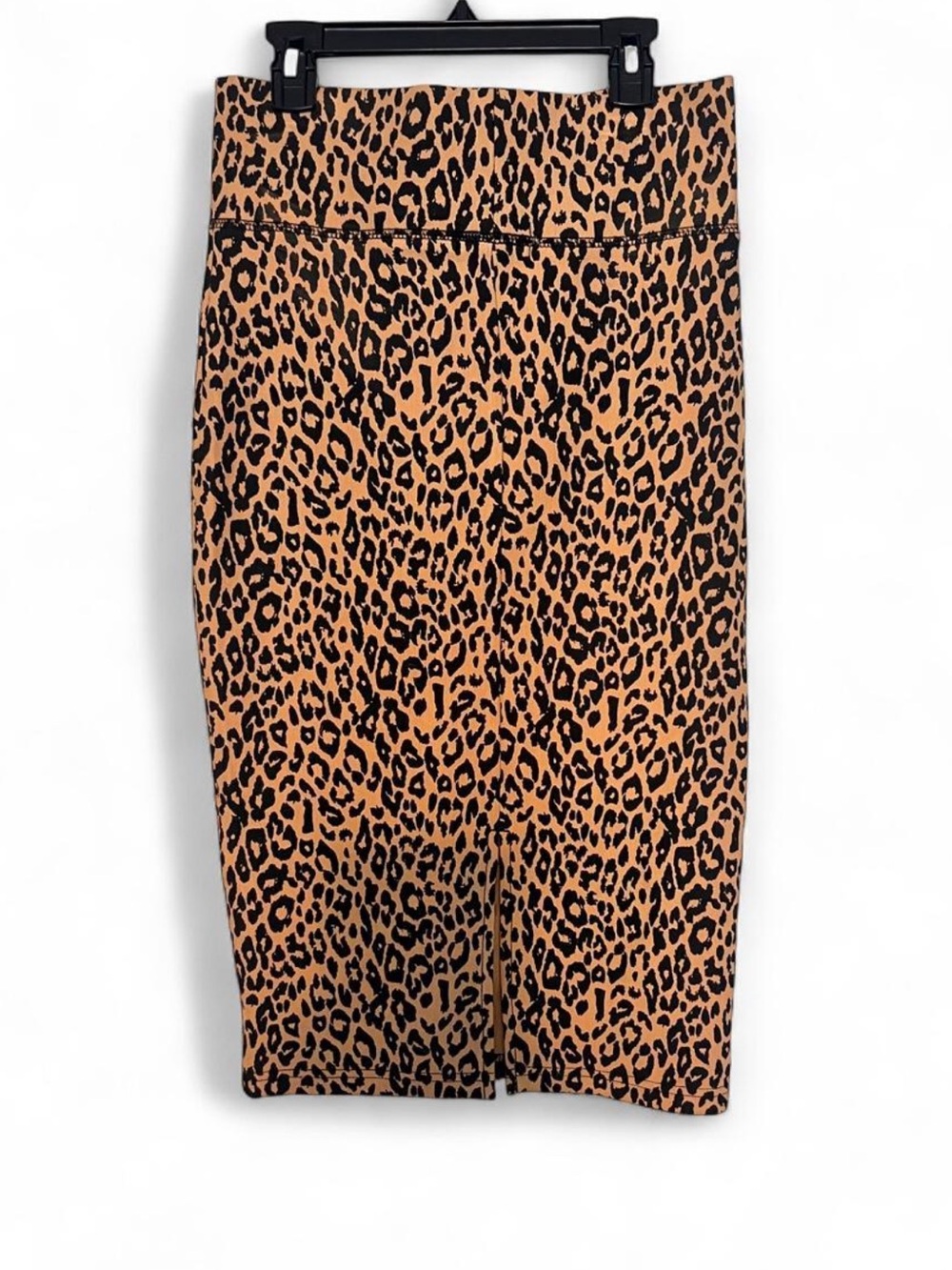 Leopard Print Pencil Skirt with Stretch Fabric 
Size M